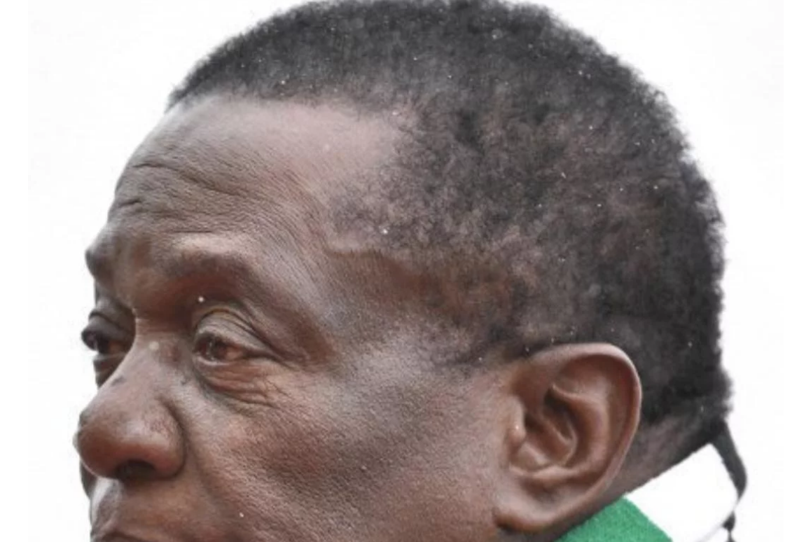 Mnangagwa stops eviction of 20 000 villagers by Chinese miner