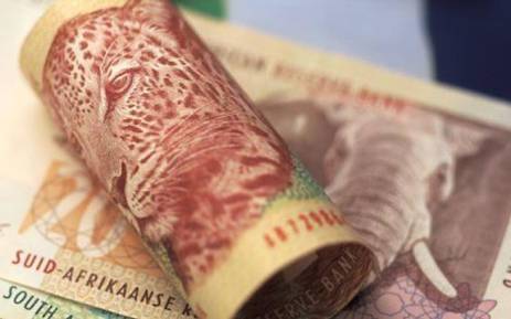 Zimbabwe experts divided over strong Rand